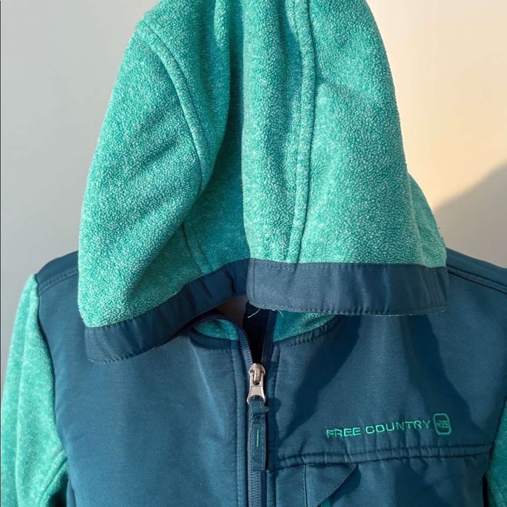 Free Country Teal and Navy Jacket - Picture 6 of 11